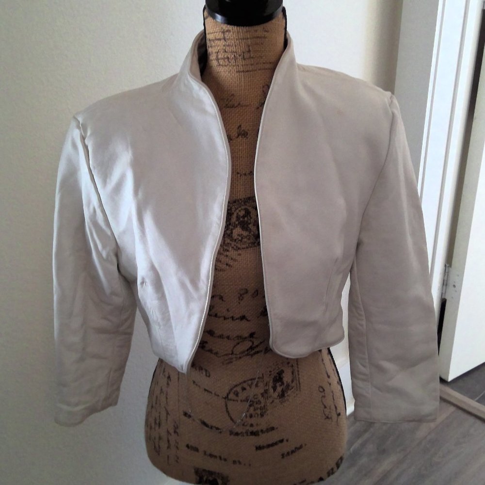 Firenze white leather bolero jacket. Size large